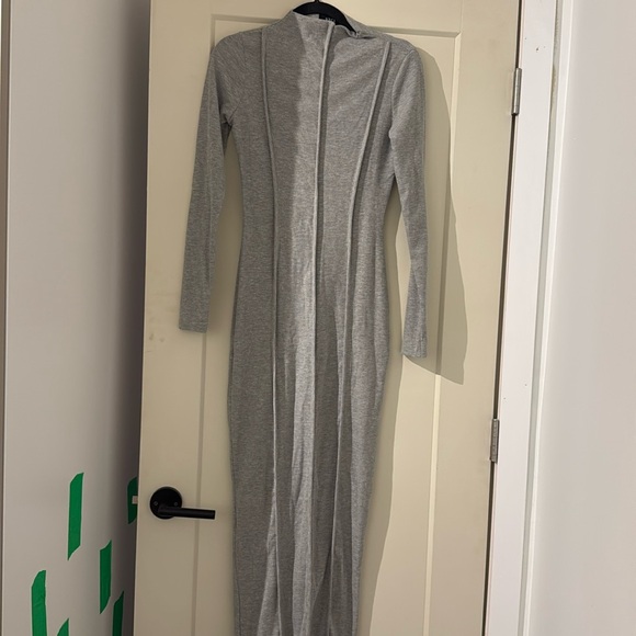 Dresses & Skirts - Grey ribbed maxi dress